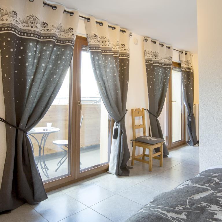 Hotel De Charme La Poste أنزير المظهر الخارجي الصورة